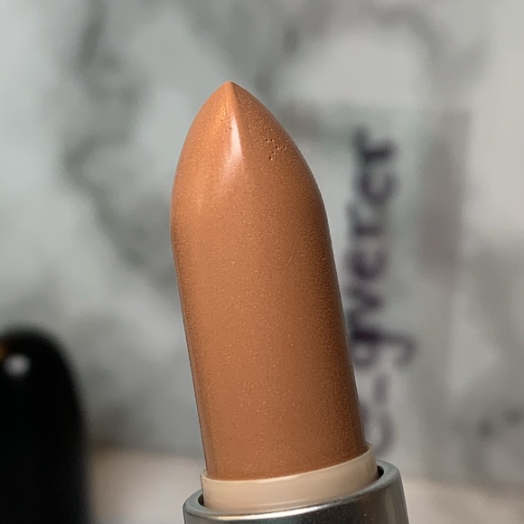SELF AWARE Amplified Lipstick MAC - Picture 5 of 13